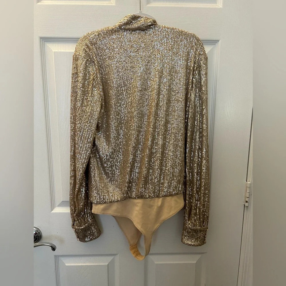 JONATHAN SIMKHAI
Sequin Embellished Tie Neck Bodysuit - Picture 5 of 8